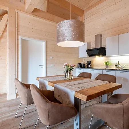Bergwaldsuites Apartment