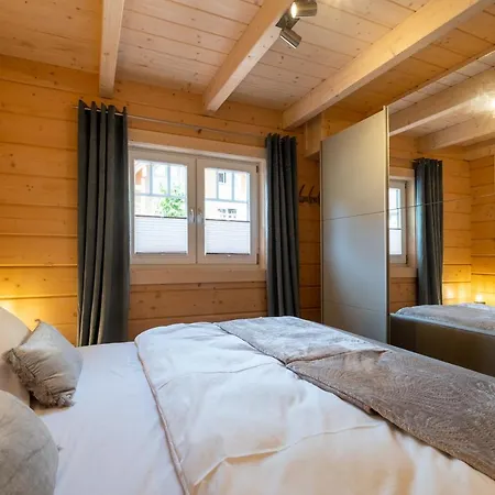 Bergwaldsuites Apartment