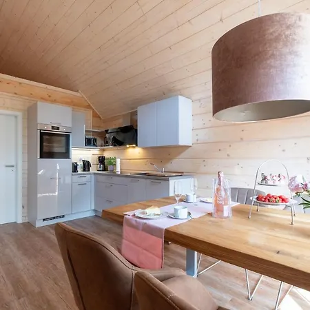 Bergwaldsuites Apartment