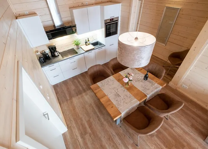 Bergwaldsuites 아파트 시르케